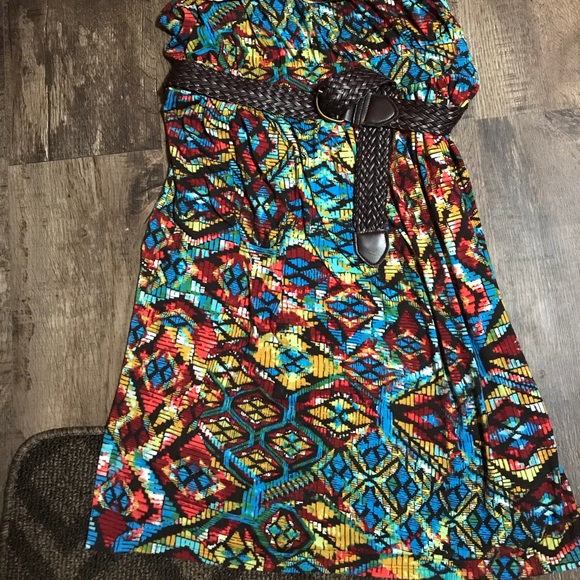 Fun Festive Dress - Picture 5 of 8